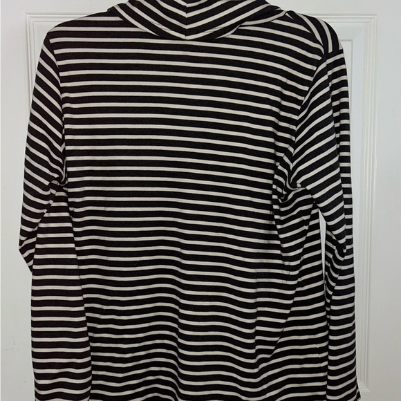 L.L. Bean Women's Gray and White Striped Cowl Neck Medium - Picture 3 of 3